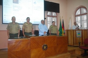 O presidente da Câmara Municipal, vereador Norhton Neiva, integrou a mesa diretora do evento