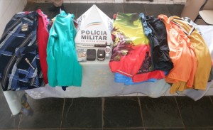 Araçuaí: Dupla é presa após assaltar loja de confecções