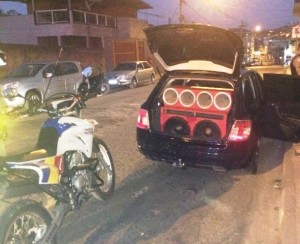Polícia inicia fiscalização contra som alto em veículos