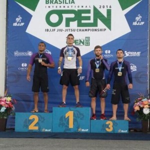 Pódio teófilo-otonense em torneio internacional de jiu jitsu