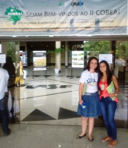 A aluna Leiliane Leal Marcelo Pereira fez uma apresentação oral do artigo “Estudo de caso dos Resíduos Sólidos do Restaurante King Sabor na cidade de Itaipé/MG”