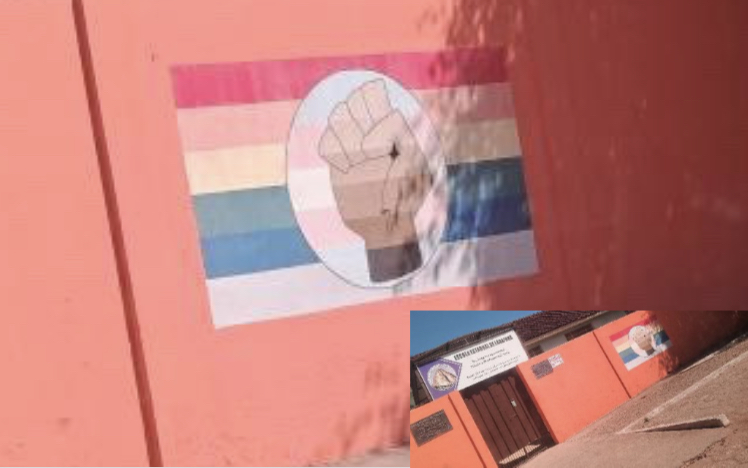 Grupo de pais procura o jornal para reclamar de símbolo LGBT pintado na frente da Escola Estadual de Ladainha: “Não fomos consultados”