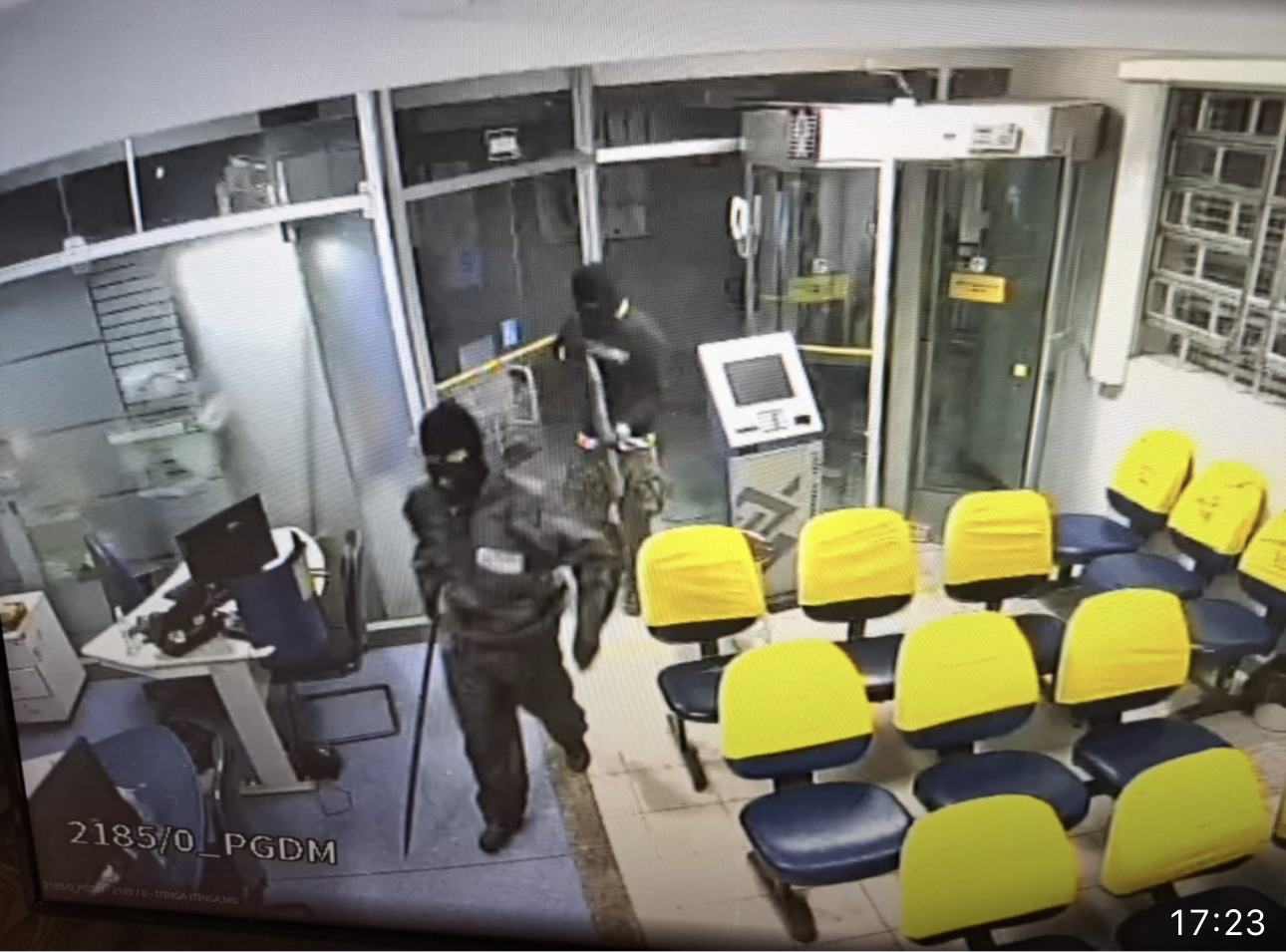 Confira o processo de invasão do banco do Brasil em Itinga; Os assaltantes se esconderam em um hotel de Itaobim