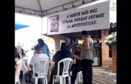 Inédito: Velório de empresário tem churrasco, cerveja e música em Águas Formosas