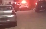 Homens não identificados chegam atirando e 2 rapazes ficam feridos agora a noite nas Casinhas do Viriato, em Teó